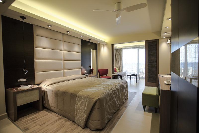 Cretan Dream Royal Luxury Suites (Adults Only) Stalos Exterior photo